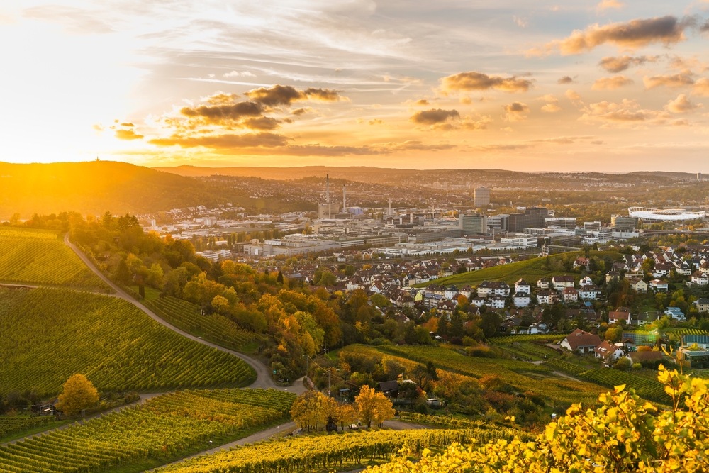 shutterstock 2134807651 - Die Einzigartigkeit von Stuttgart entdecken: Eine Abenteuerreise in die pulsierende Region